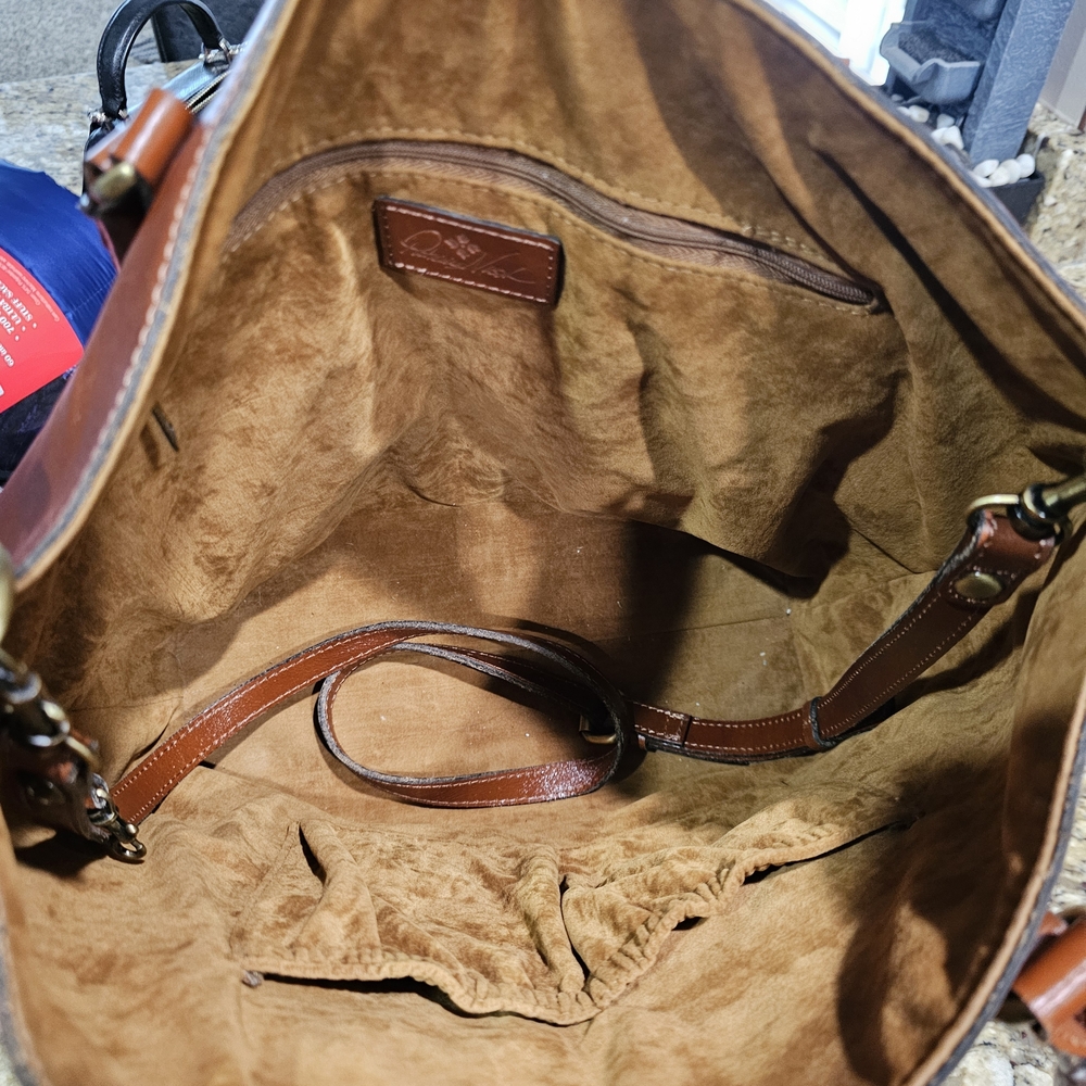 Patricia Nash Chestnut Brown Leather Tote with Brass Accents - Picture 4 of 10